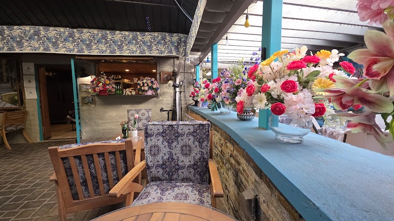 Haleh Pastry and cafe