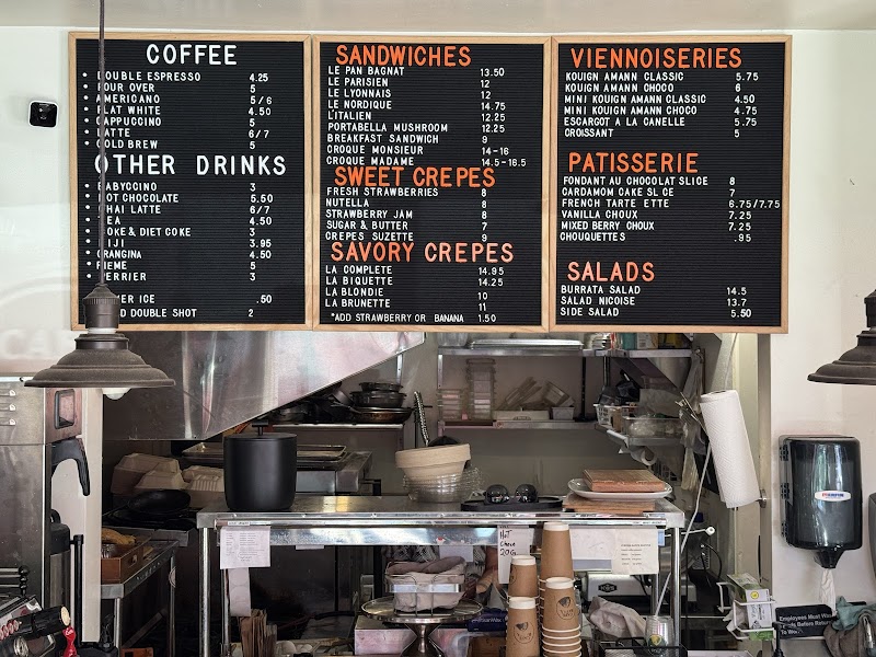 Cafe Barra & Le French Rooster