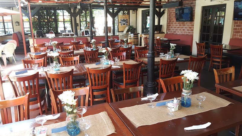 Downtown Cafe Bar & Grill