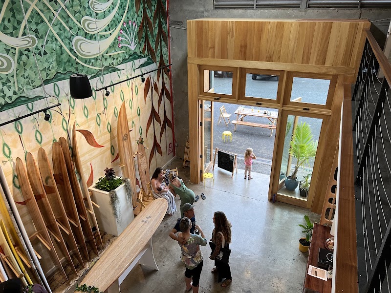 Bizia Surf and Coffee Bar