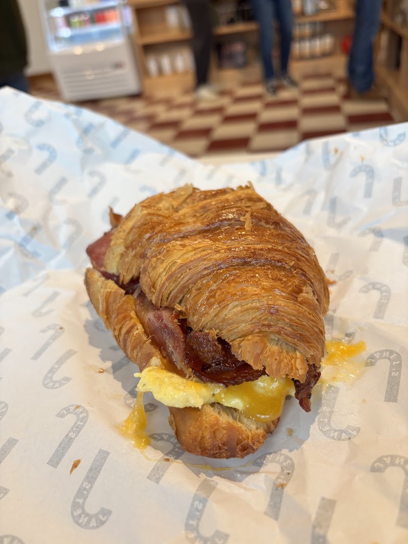 Janet’s Cafe & Bakery