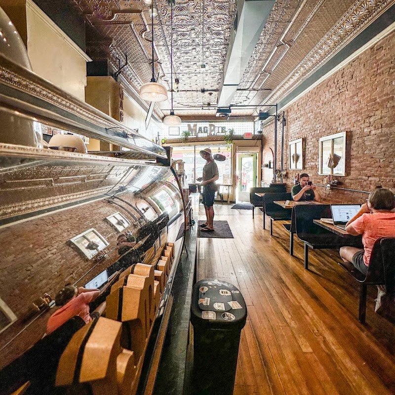 Magpie Cafe & Coffeehouse