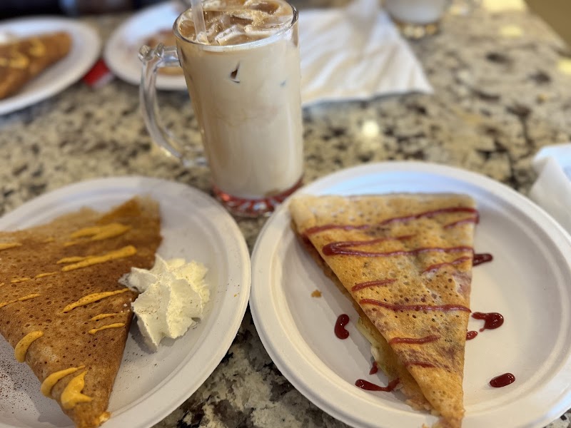 Royal Cafe and Crêperie