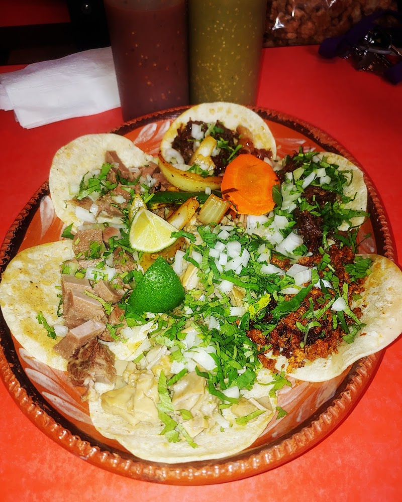 Dulces Hispanic Store