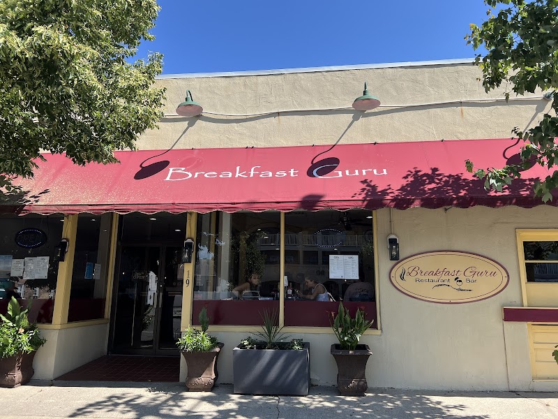 Breakfast Guru Restaurant & Bar