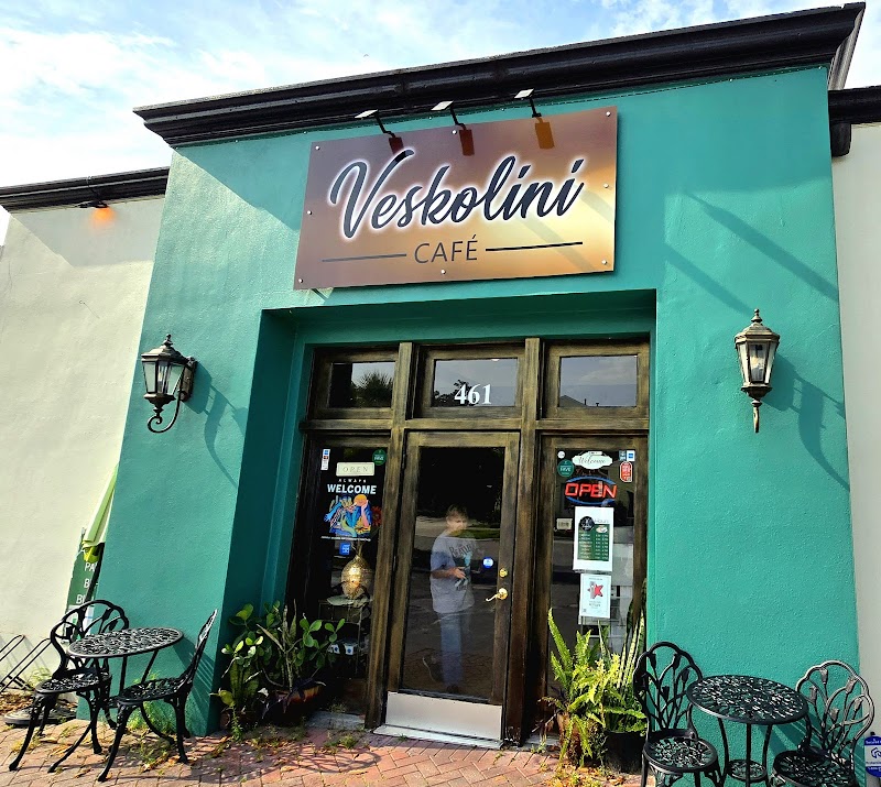 Veskolini Cafe
