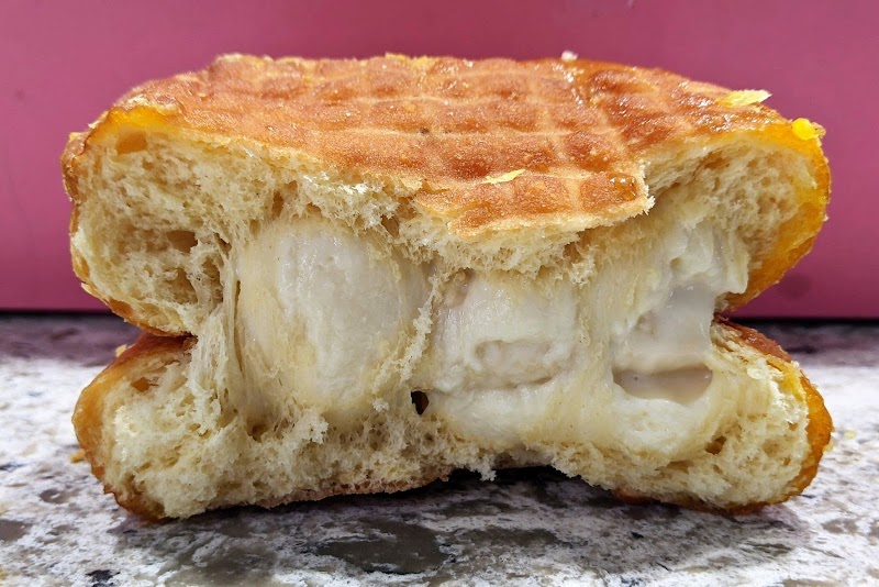 Friendly Donut House