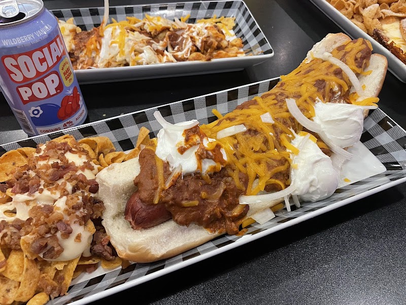 Daisy's Dog House - Ames