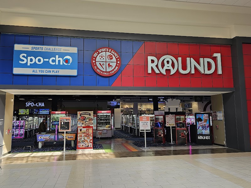 Round1 Bowling & Arcade Park City Center