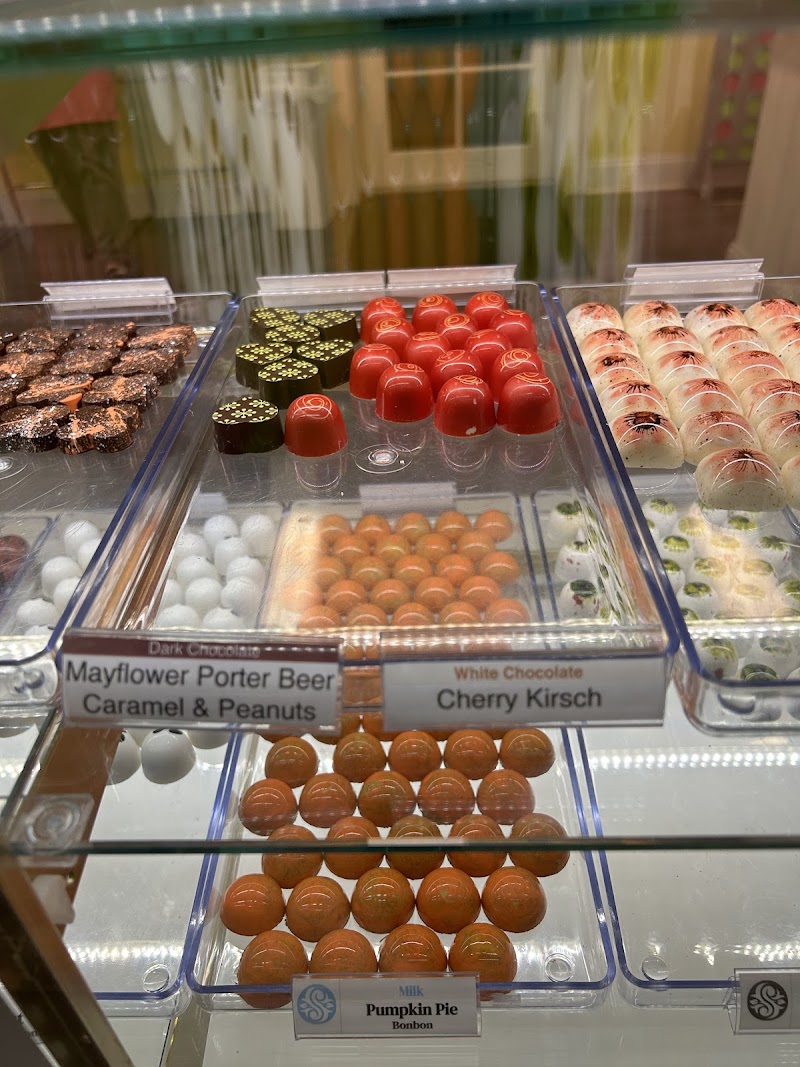 Stuzzi Café & Sweet Shop