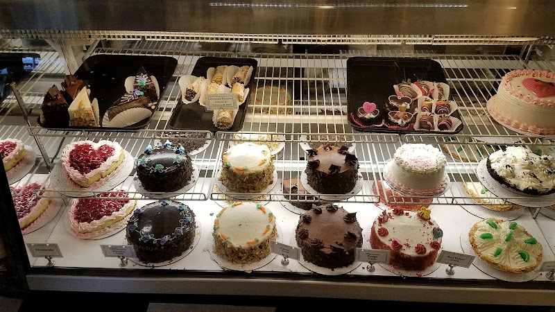 Lou's Restaurant & Bakery