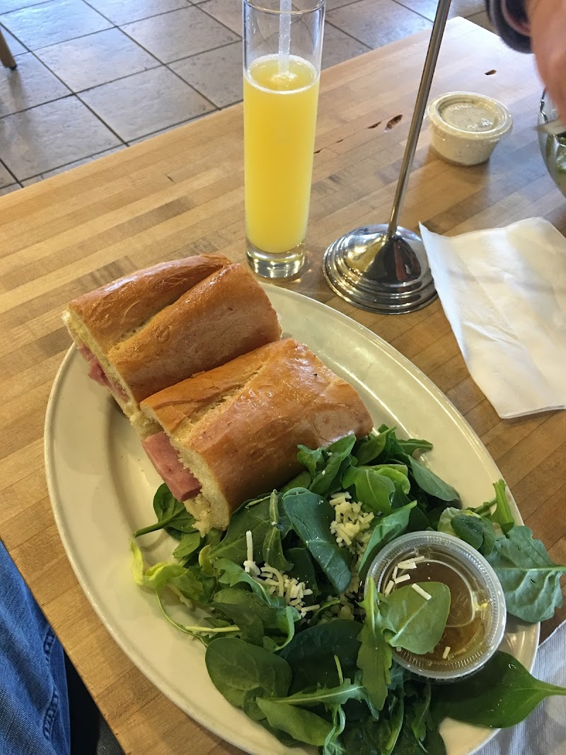 La Bou Bakery & Café