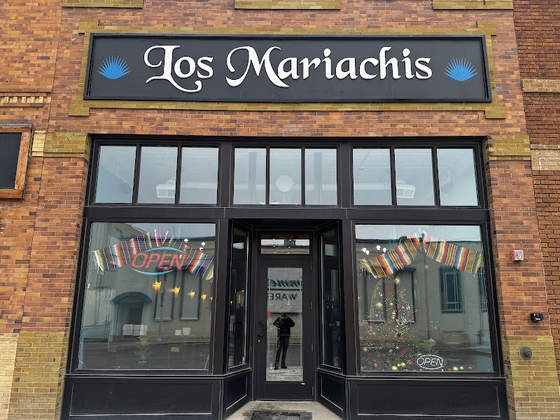 Los Mariachis Bar & Grill