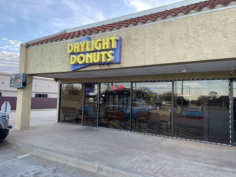 Daylight Donuts