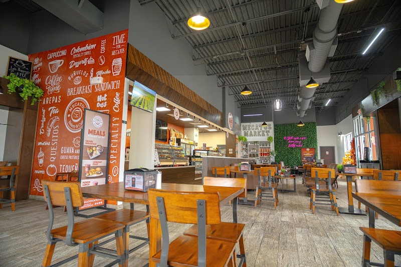 Mecatos Bakery & Café