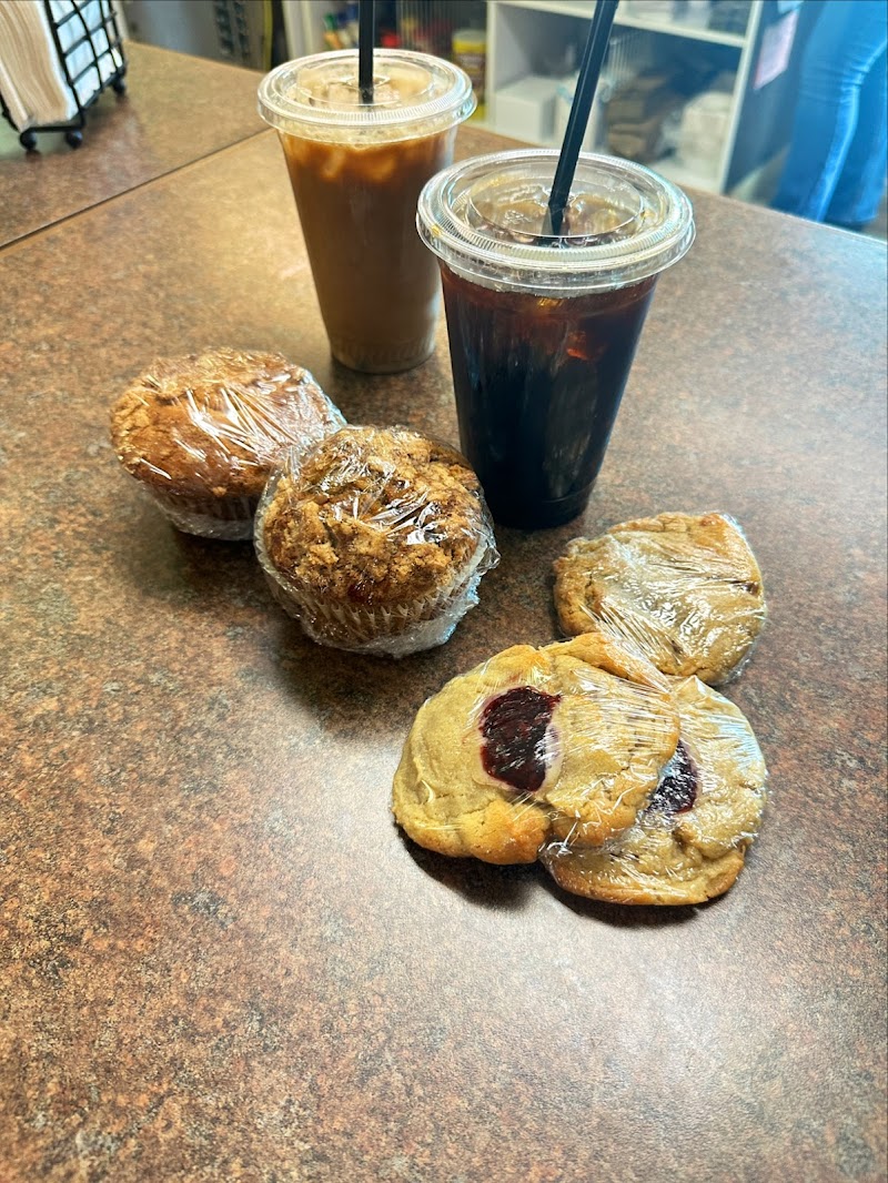 On Common Grounds Coffehouse & Bakery