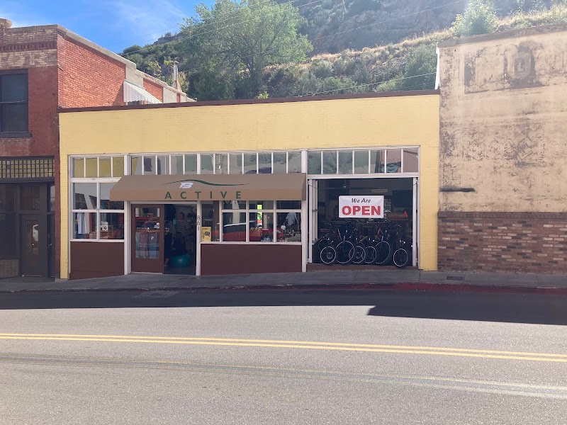 B Active Bisbee & Refresh Bar