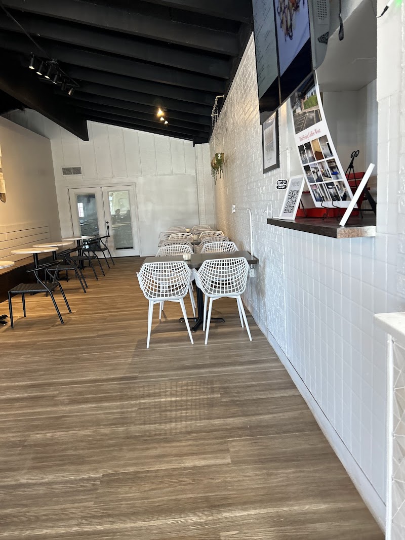 Red Swing Coffee West