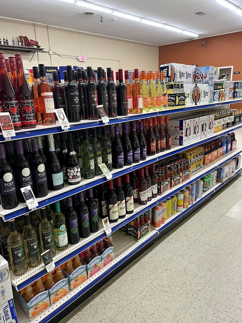 Diamondhead QuickStop & Tee Time Cafe