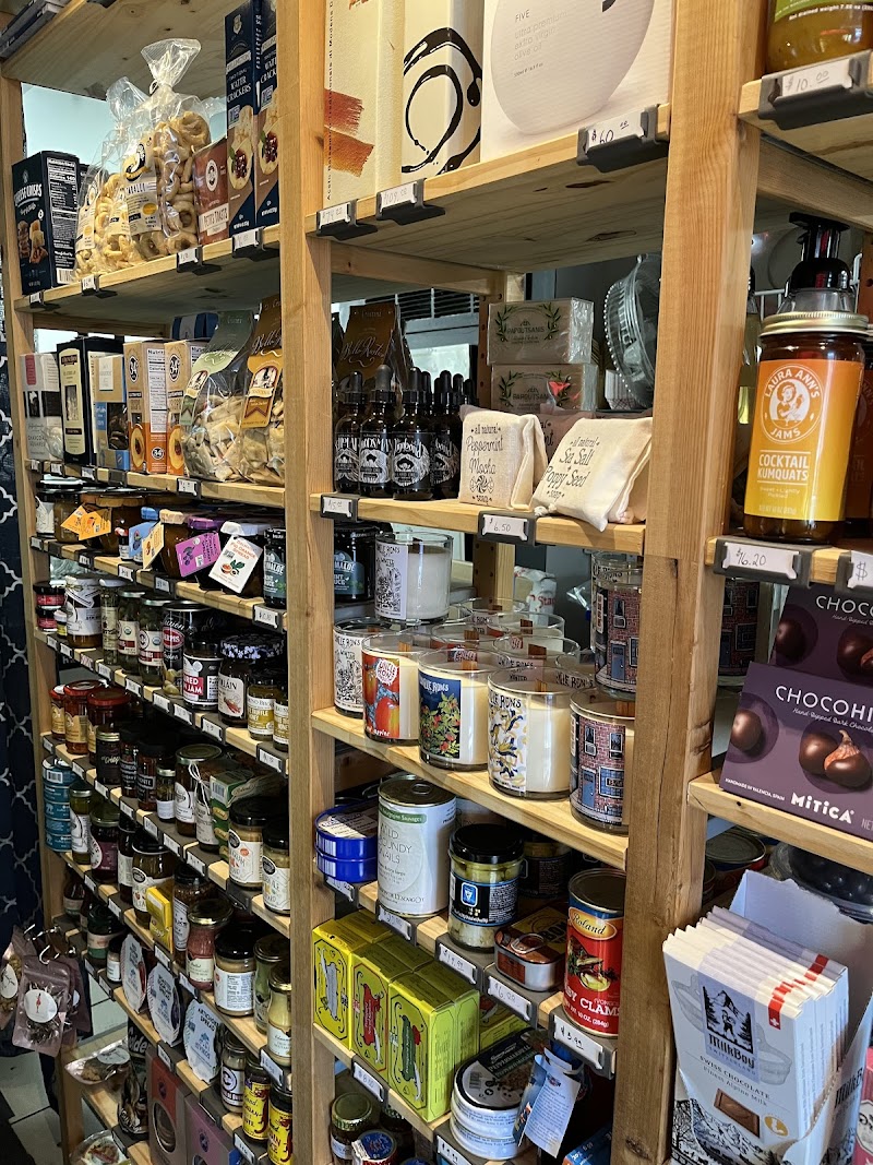 Castellino's Italian Market