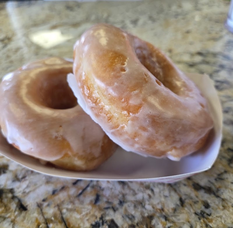 Joe's Cafe & Donuts & King Cakes