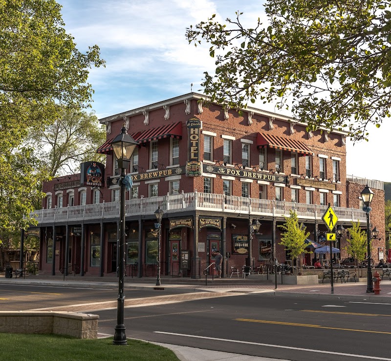 The Fox Restaurant & Brewery