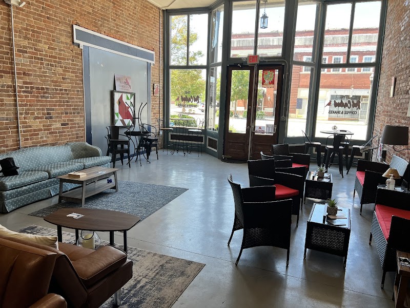 The Red Cardinal Coffee & Shakes