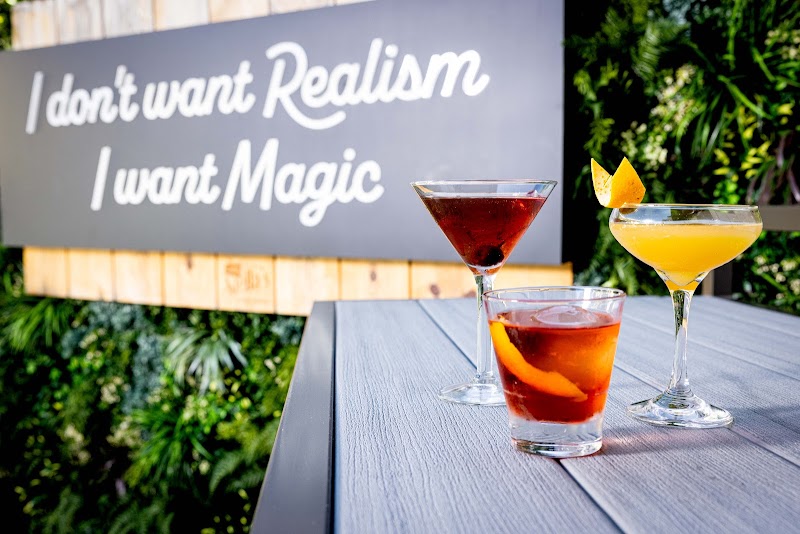 Stella's Elixir Lounge