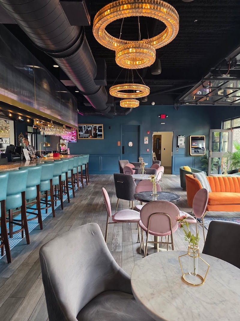 Stella's Elixir Lounge