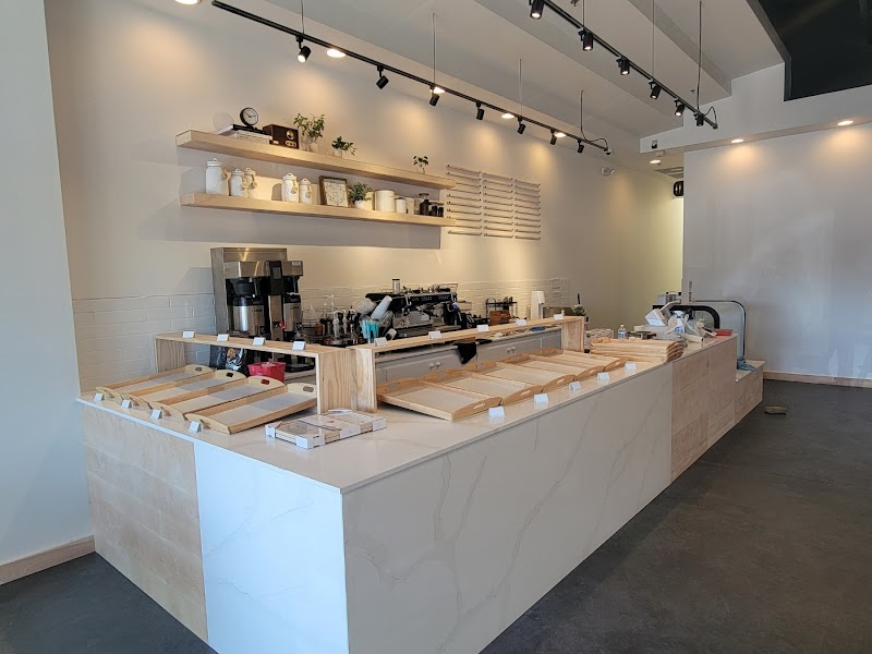 DOTORI Bakery & Cafe