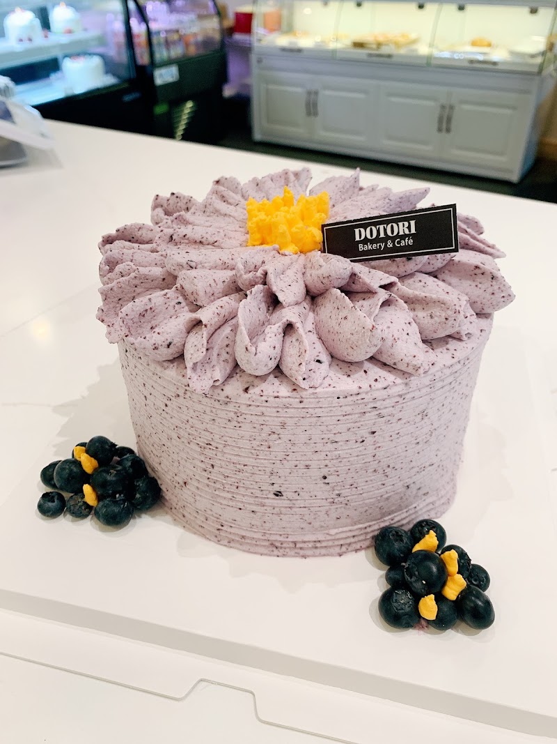 DOTORI Bakery & Cafe