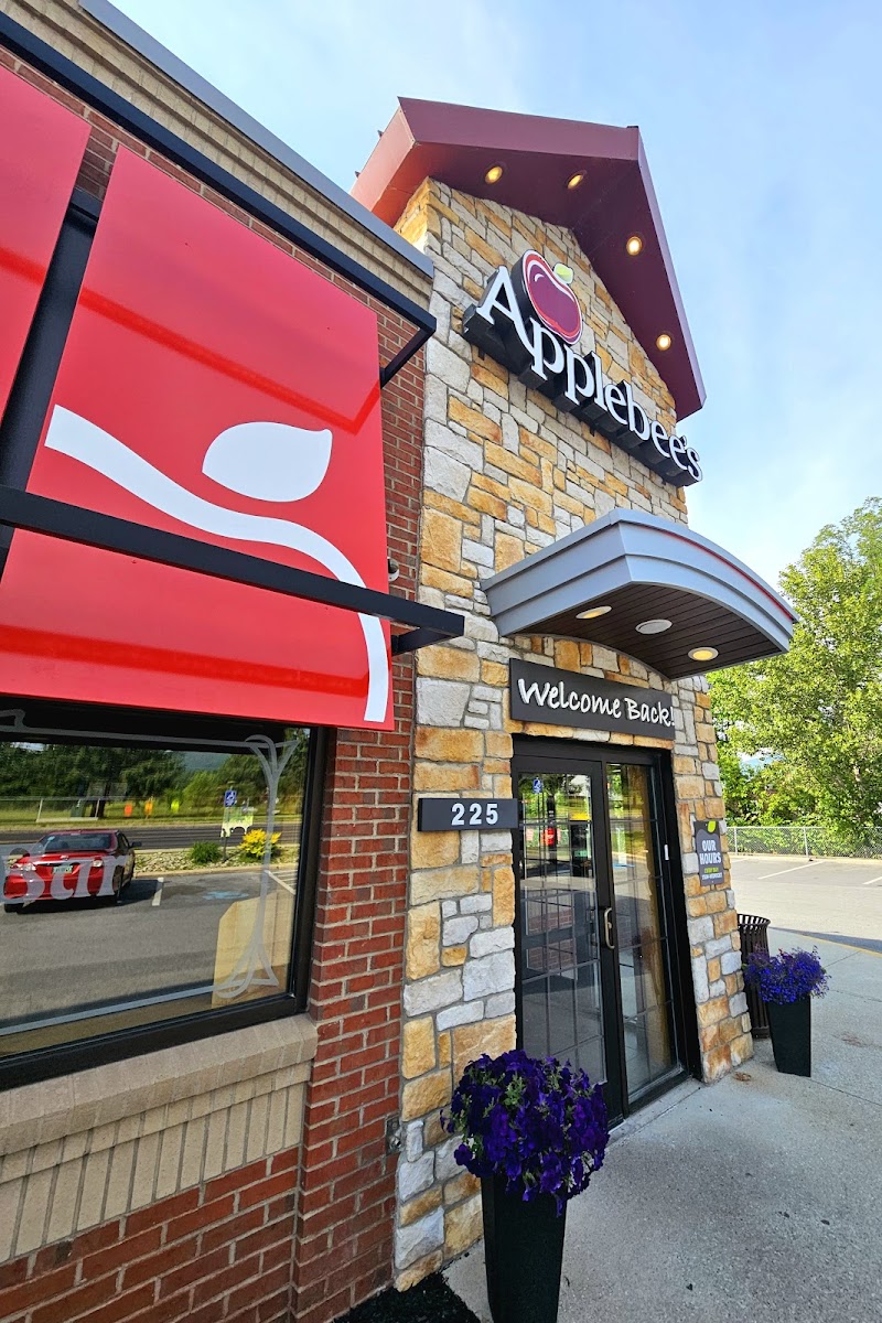 Applebee's Grill + Bar