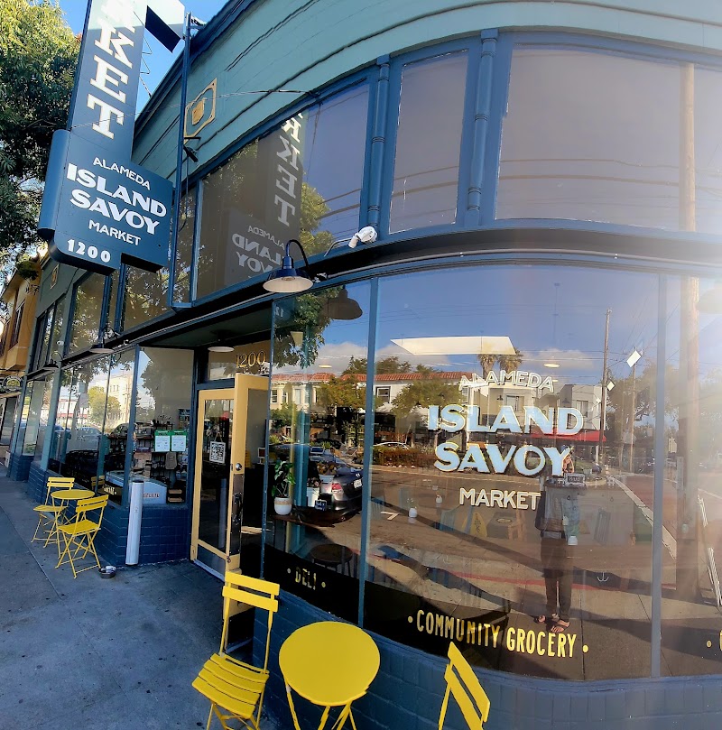 Island Savoy Market
