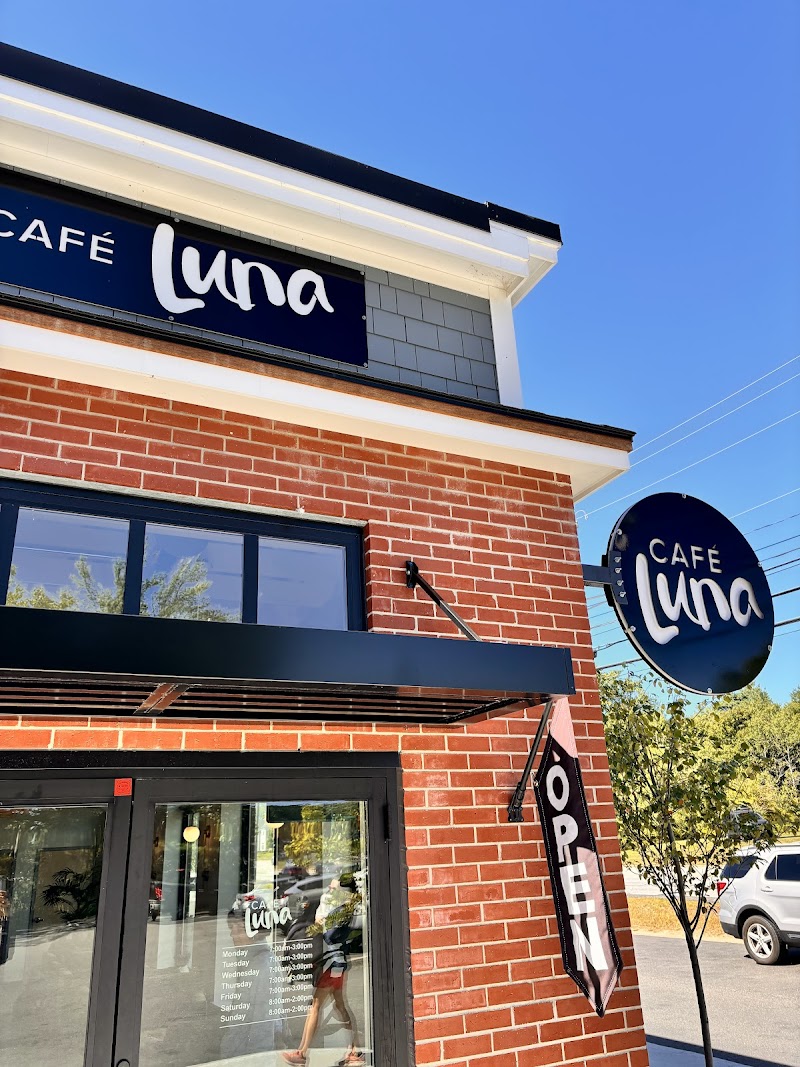 Cafe Luna