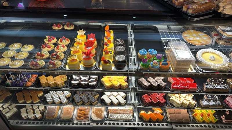 Pinecrest Bakery - Key Largo