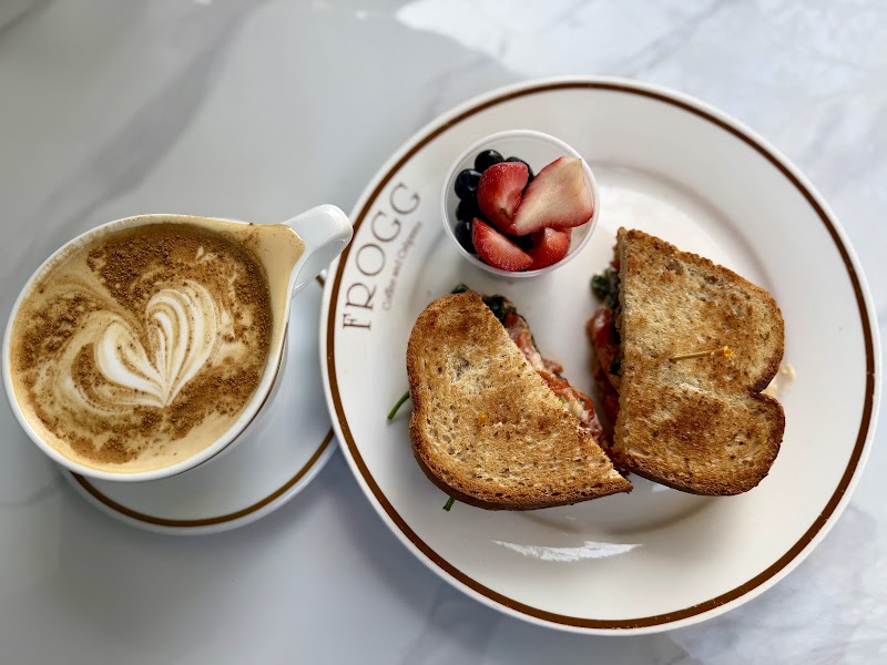 Frogg Coffee Bar & Crêperie