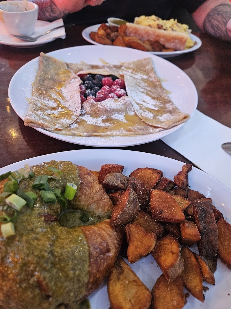 La Creperie & French Bakery