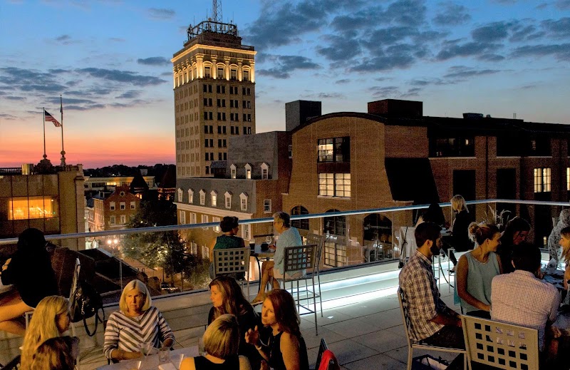 Altana Rooftop Lounge