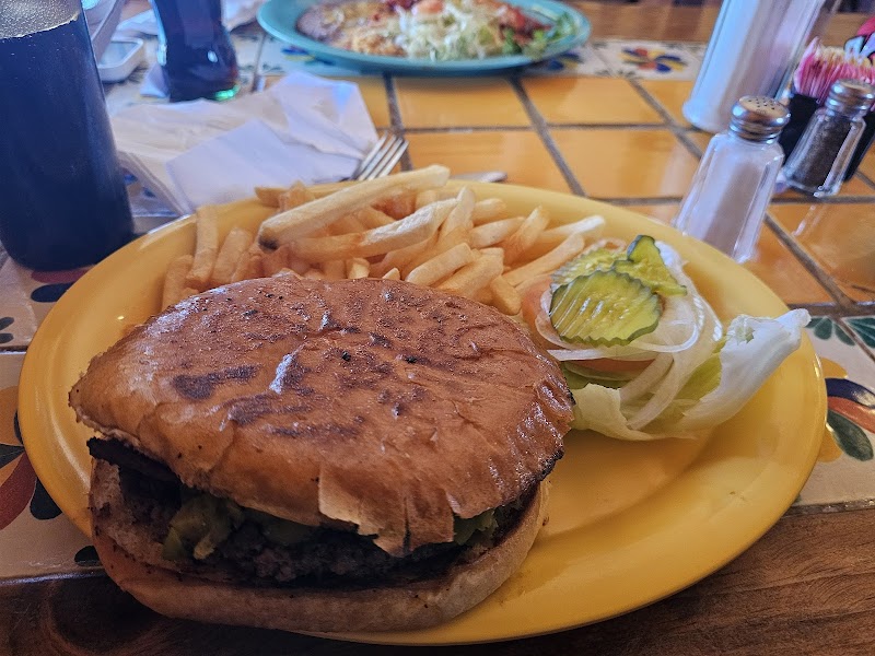 La Nueva Casita Café