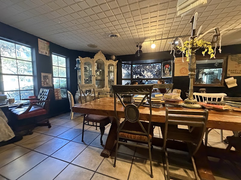 Neverland Coffee Bar