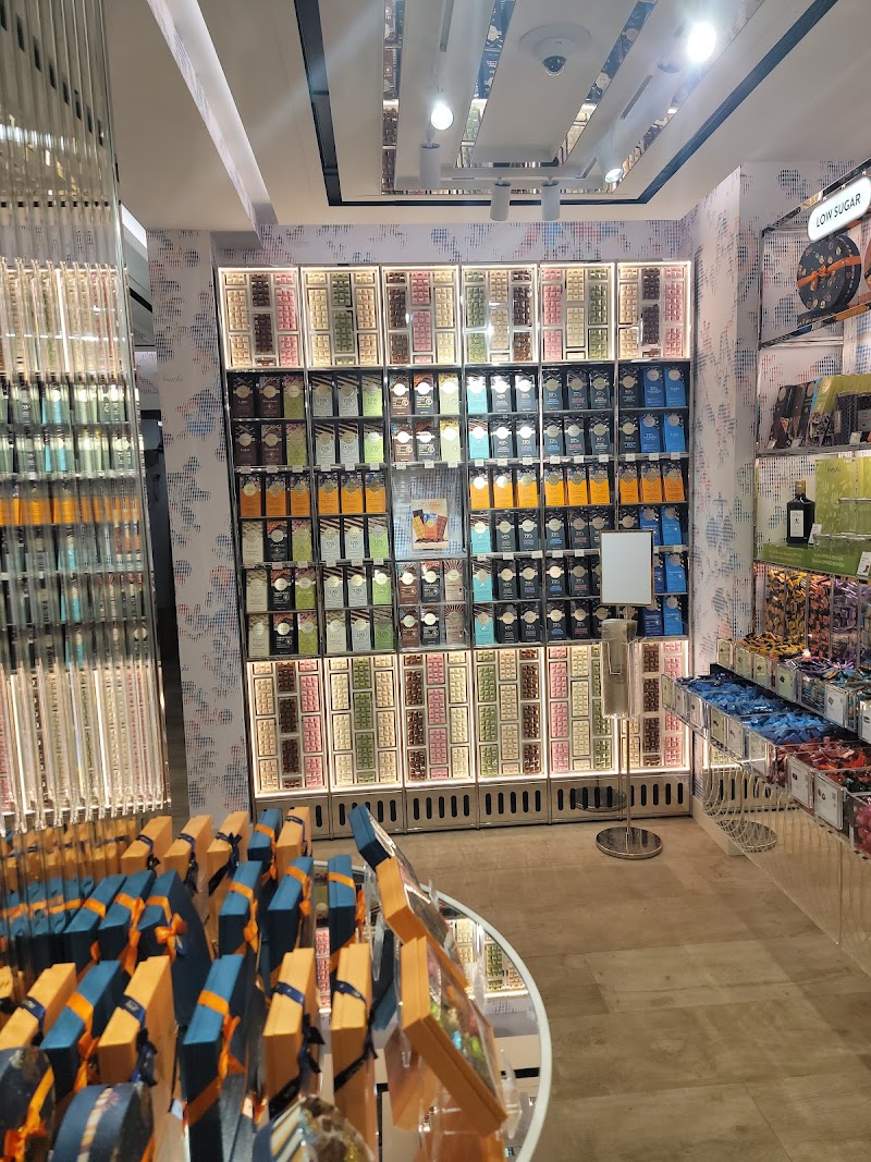 Amorino Gelato - Boston Newbury Street