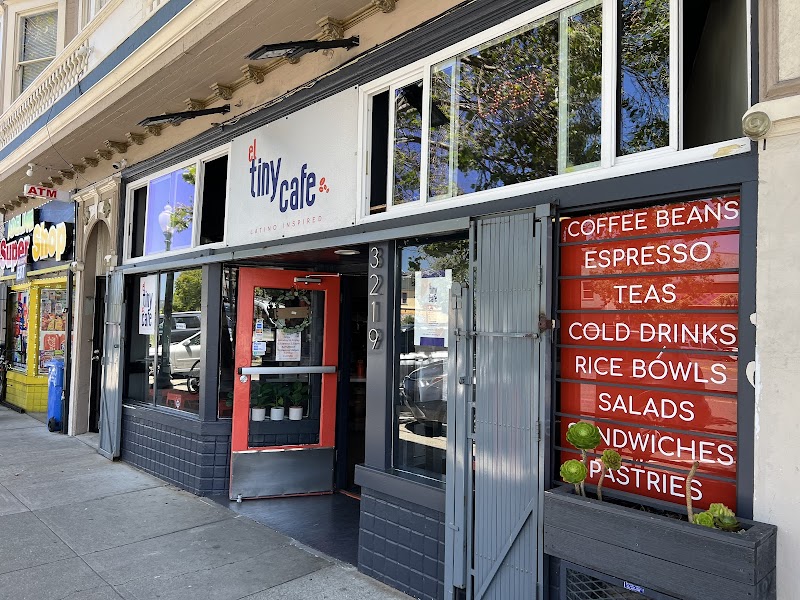 EL TINY CAFE