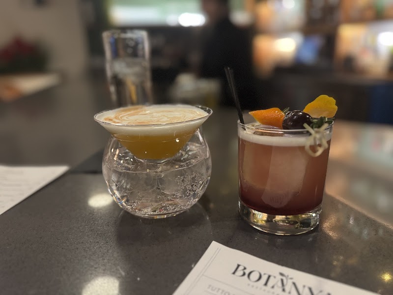 Botanya Restaurant & Bar