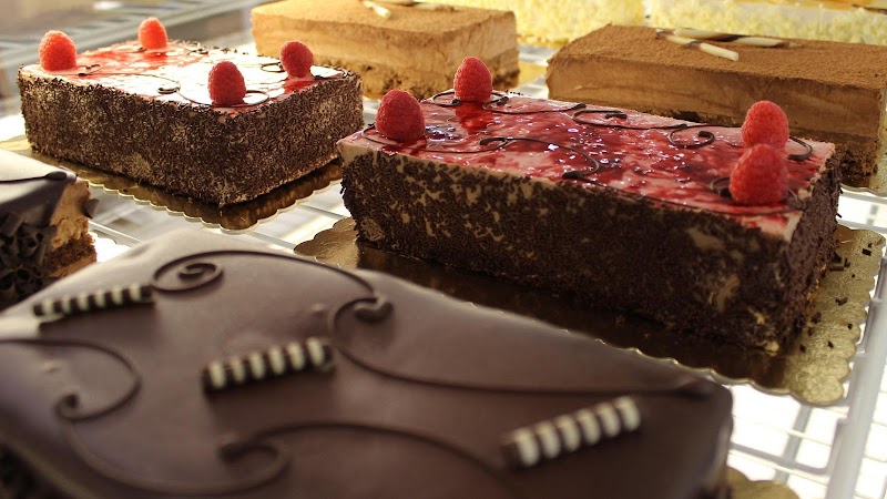 Délice French Bakery & Café