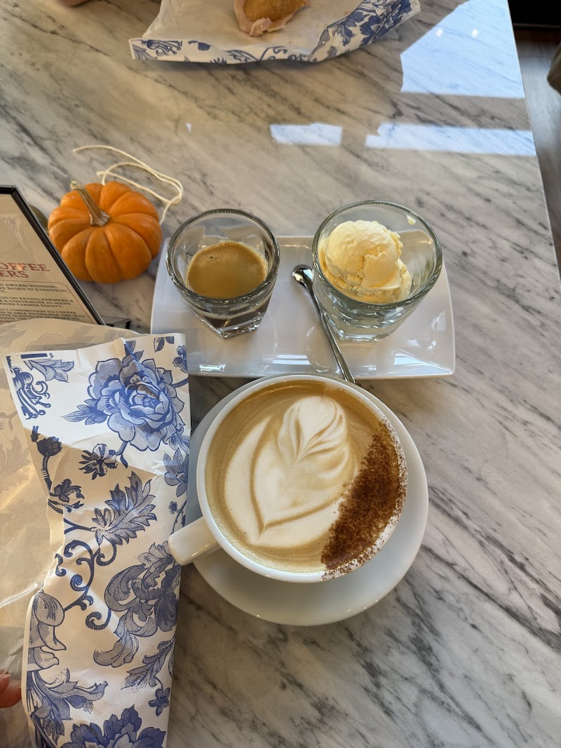 Jilly's Boutique Cafe