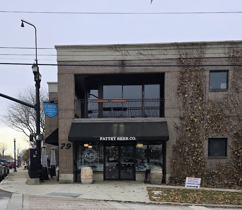 Fox in the Snow Cafe