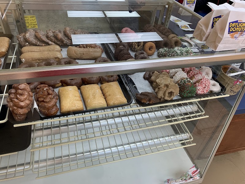 Daylight Donuts - Gardner