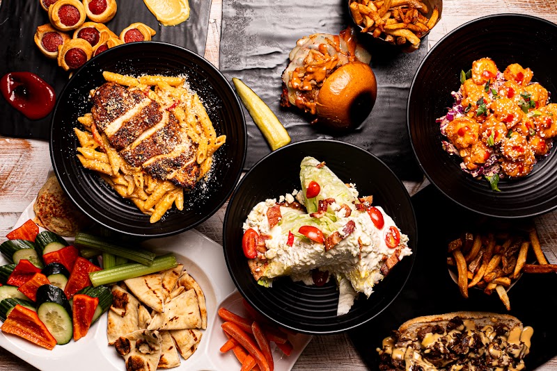 Parlay Sporting Club + Kitchen