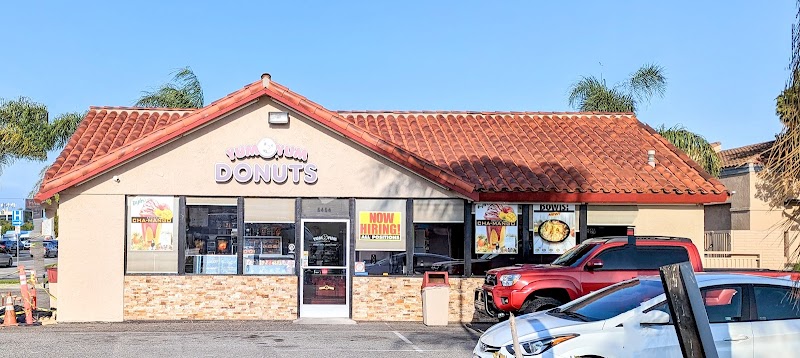 Yum Yum Donuts