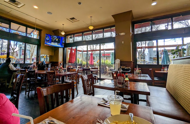 Crepevine Restaurants